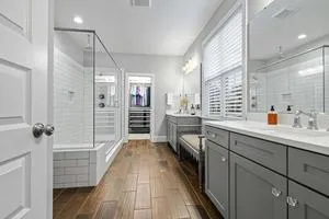 Cloud 9 Tubs Expands Bathroom Remodeling Services to Include Safety Flooring