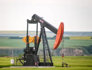 The Adoption of Mobile Application Software in Oilfield Operations