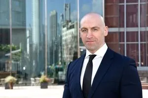Ronny Kazyska Publishes Guest Article on Defence Properties at Finanzen100