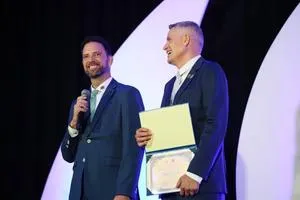 Darren Ewert and Mike Dreher Deliver Keynote at Enagic Canada's 20th Anniversary Celebration